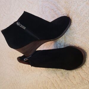 Women's Lucky Brand Yakeena Wedge Ankle Boot Suede Bootie Black